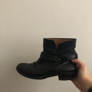 Black leather madewell Chelsea boots 8.5